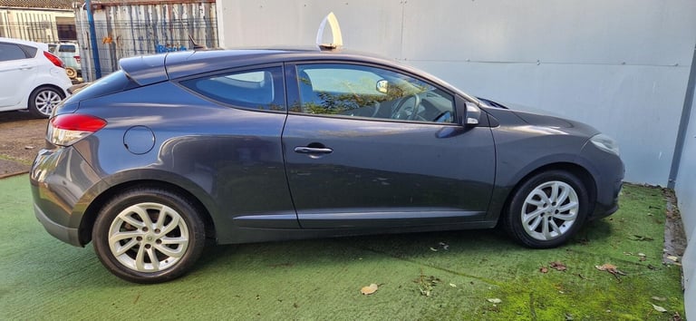 2015 Renault Megane 1.5 dCi Dynamique TomTom Energy 3dr COUPE DIESEL Manual