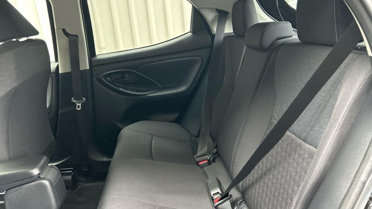 2022 Toyota Yaris 1.5 VVT-h Design Hatchback 5dr Petrol Hybrid E-CVT Euro 6 (s/s) (116 ps) HATCHB...