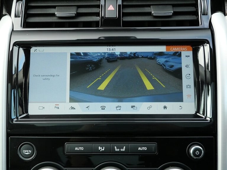 2017 Land Rover Discovery 3.0 TD6 HSE 5dr Auto ESTATE DIESEL Automatic