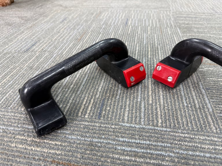 Pair carpet vinyl cutters 