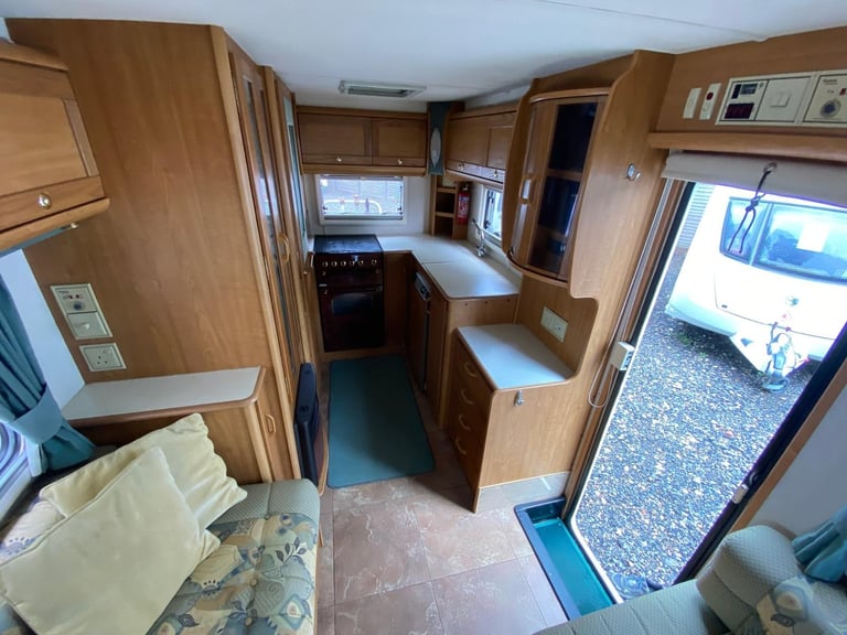 FIAT DUCATO AUTO-TRAIL TRACKER - 02/52 - 53k MILES - 2 BERTH - END KITCHEN - VGC