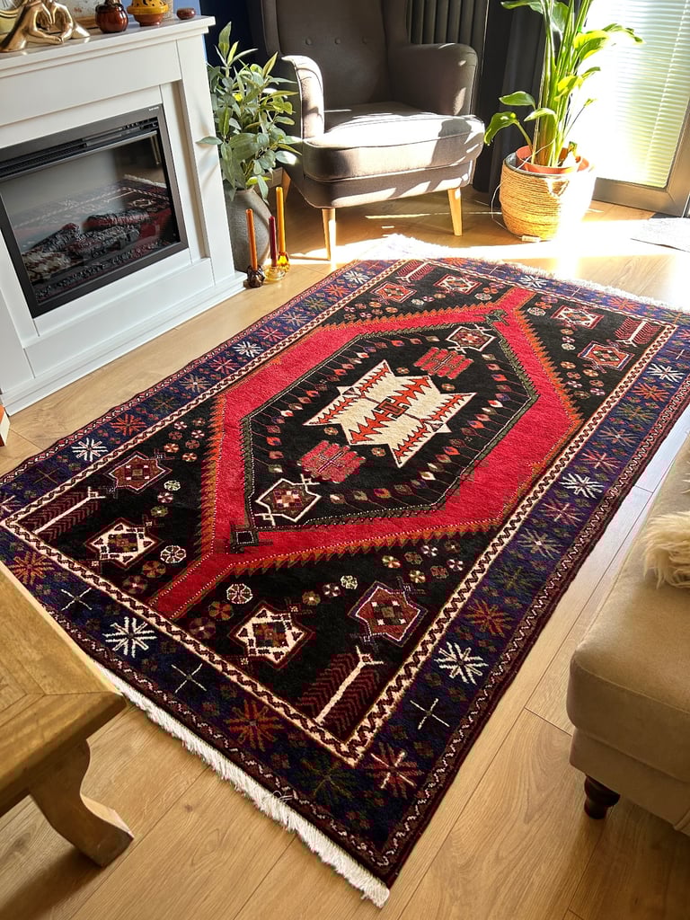 Large hamadan rug
