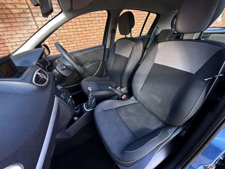 2010 Renault Clio 1.2 TCE I-Music 5dr HATCHBACK PETROL Manual