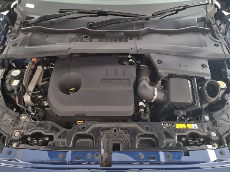 2021 Jaguar E-Pace 1.5 P300e 12.17kWh R-Dynamic S SUV 5dr Petrol Plug-in Hybrid Auto AWD Euro  Su...