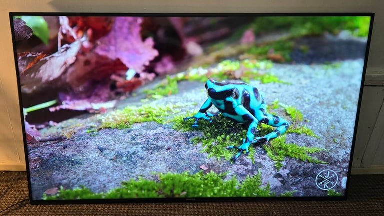 Smart TV 4k UHD 65 inch Fully Working order 