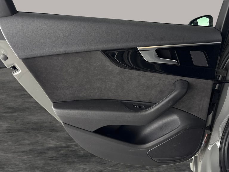 2020 Audi A4 35 TFSI Black Edition 4dr S Tronic SALOON PETROL Automatic