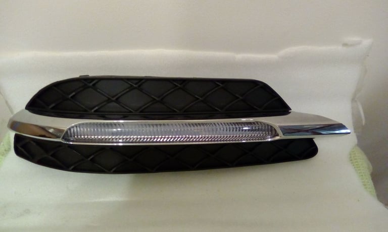 BRAND NEW MERCEDES BENZ  DAYTIME RUNNING LIGHT