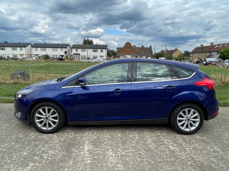 2017 Ford Focus 1.0 EcoBoost 125 Titanium 5dr ULEZ FREE HATCHBACK Petrol Manual