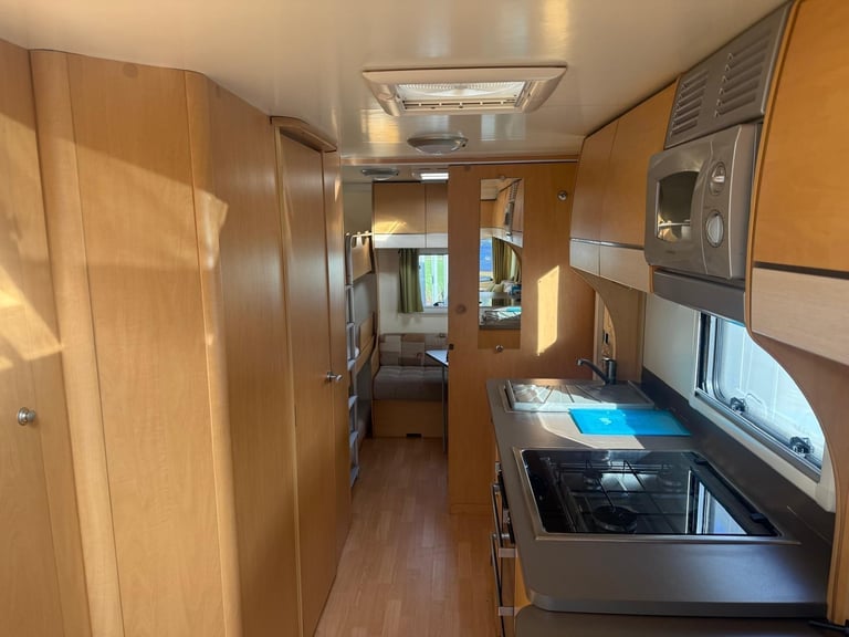 2011 Bailey Pegasus 646 quard motor mover