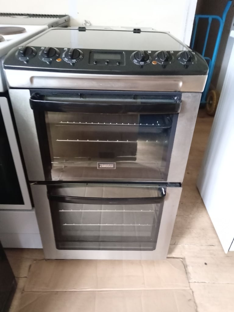image for Electric cooker ceramic top 