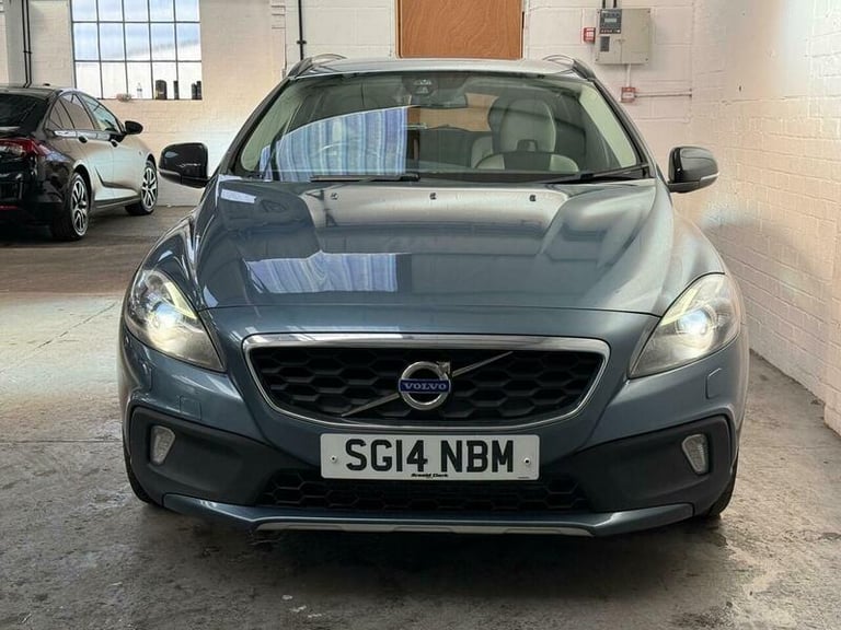 2014 Volvo V40 1.6 D2 Lux Powershift Euro 5 (s/s) 5dr HATCHBACK Diesel Automatic