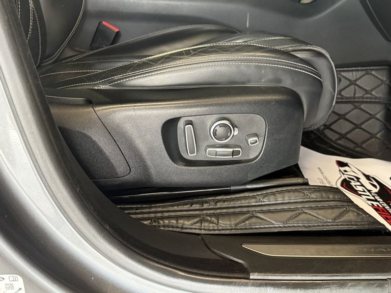 2018 Land Rover Range Rover Velar 2.0 D240 R-Dynamic HSE SUV 5dr Diesel Auto 4WD Euro 6 (s/s) (24...