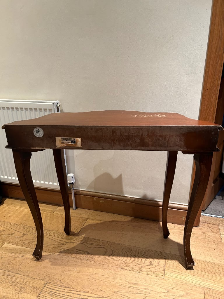 Console table 