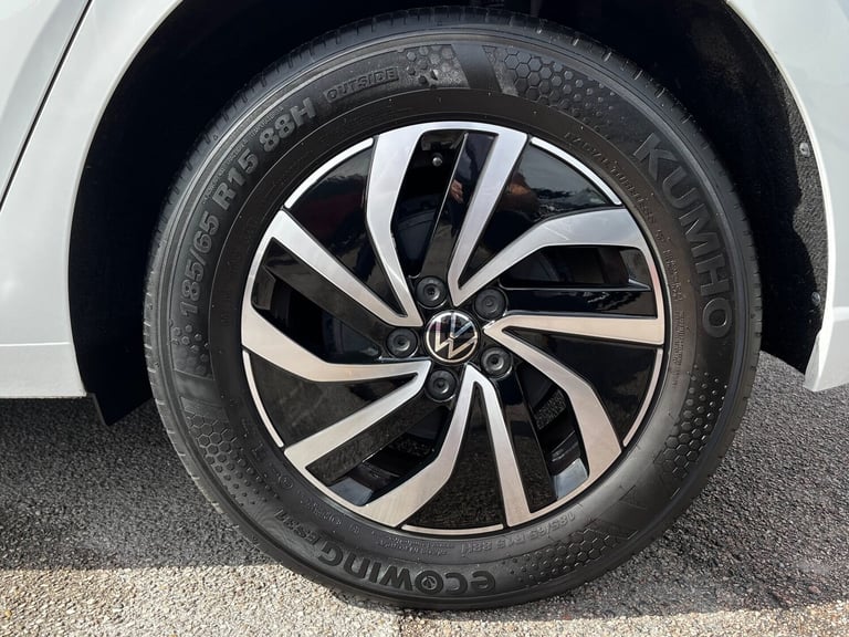 2022 Volkswagen Polo 1.0 TSI Life 5dr HATCHBACK PETROL Manual