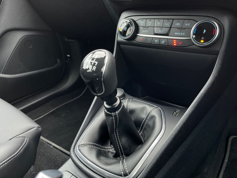 2022 Ford Fiesta 1.0 EcoBoost Hybrid mHEV 125 Titanium X 5dr Hatchback PETROL Manual