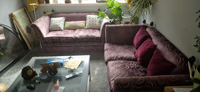 Vintage Laura Ashley 2+2 seater sofaa excellent condition open to sensible offers