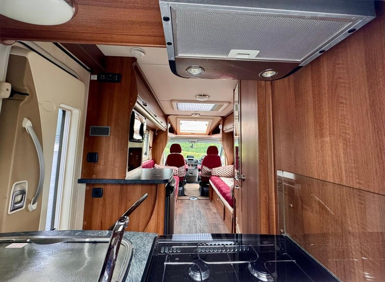 Auto-Sleeper Broadway EK LP 2012 Peugeot Boxer 2.2 FSH 2 berth, End Kitchen