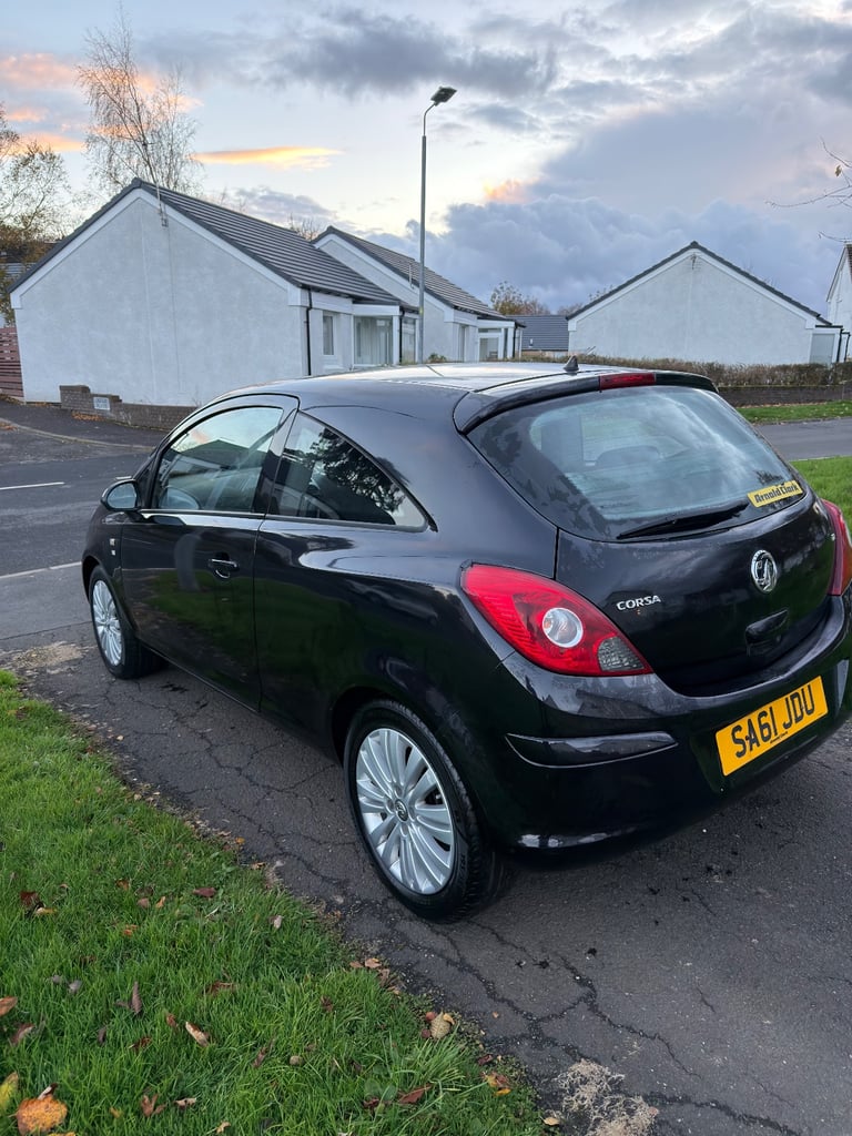 2011 Vauxhall Corsa Excite (LOW MILES)