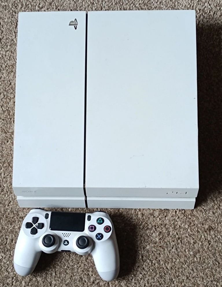 Playstation 4 Console With Controller 