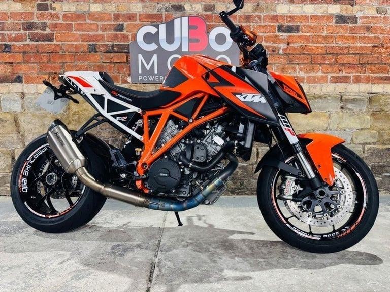 KTM 1290 SUPER DUKE R FULL AKRAPOVIC 2014 14