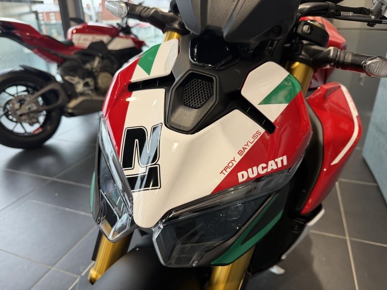 2025 Ducati Streetfighter V2s Troy Bayliss Edition – Ducati Manchester Exclusi