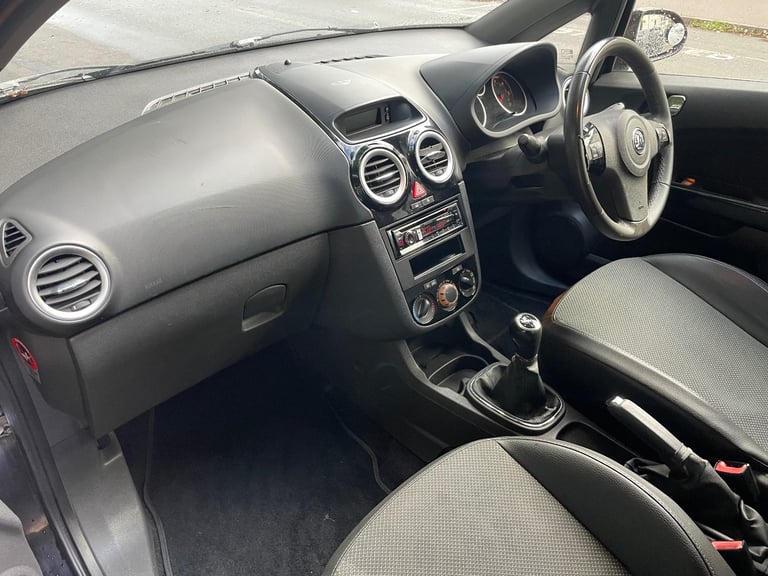 VAUXHALL CORSA DESIGN ,1.4 LTR,5DOOR,6MONTH MOT,ULEZ FREE ,DRIVE GREAT 
