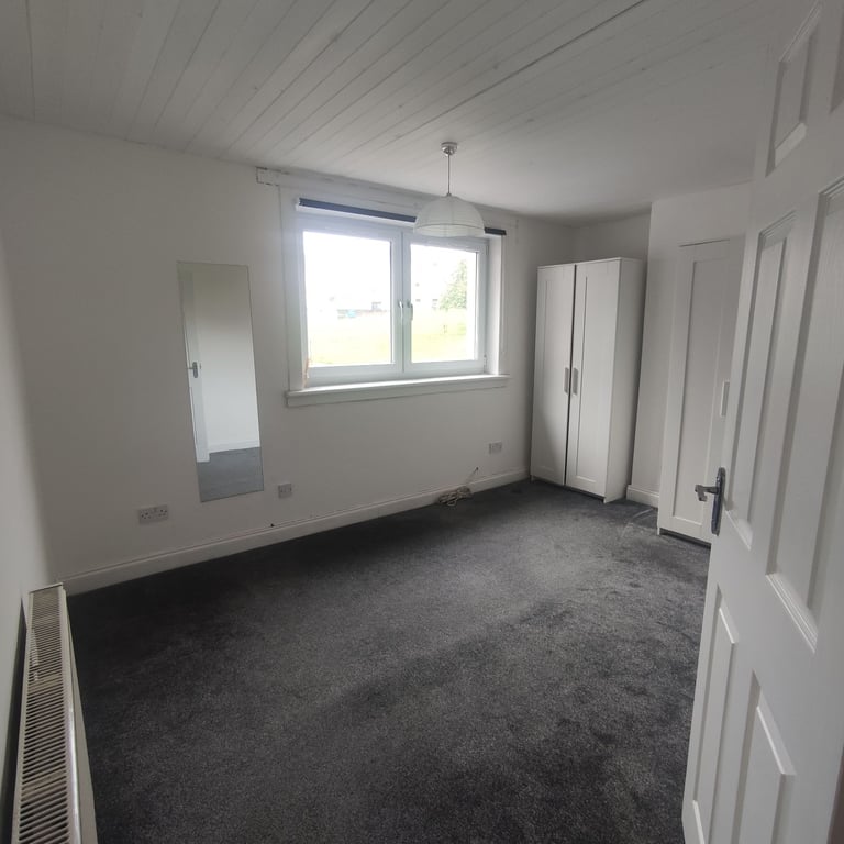 Fantastic 3 bedroom flat for long term tenants 