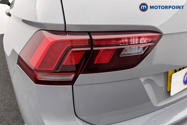 2021 Volkswagen Tiguan 1.5 TSI 150 Life 5dr SUV Petrol Manual