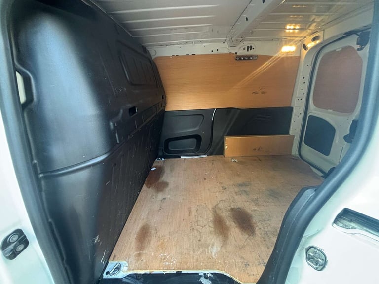 2021 Vauxhall Combo 1.5 Combo 2000 Sportive S/S Panel Van Diesel Manual
