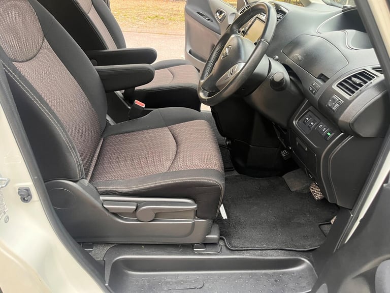  Nissan Serena 2.0 PETROL HYBRID HIGHWAY STAR AUTO Petrol/Electric Hybrid Automatic