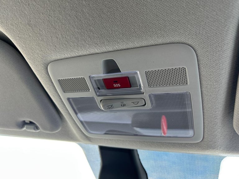 2024 Hyundai i10 1.0 Premium Hatchback 5dr Petrol Auto Euro 6 (s/s) (63 ps) Hatchback PETROL Auto...