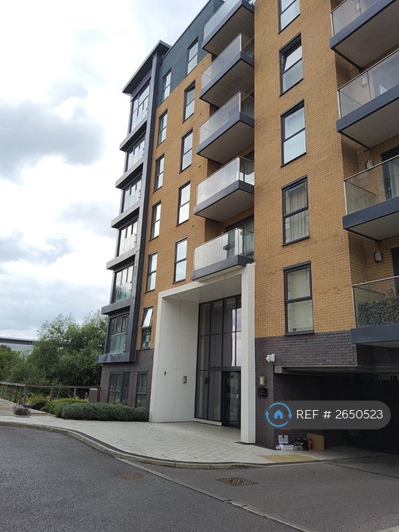 2 bedroom flat in Osprey House, Reading, RG2 (2 bed) (#2650523)