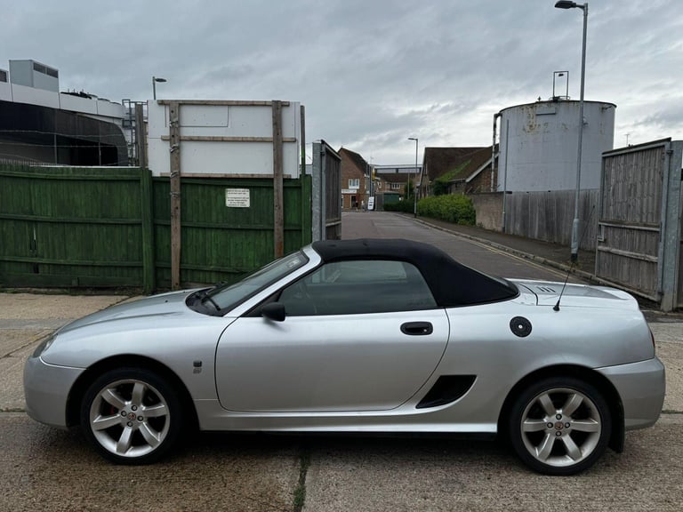 2004 MG MGF 1.6 2dr CONVERTIBLE Petrol Manual