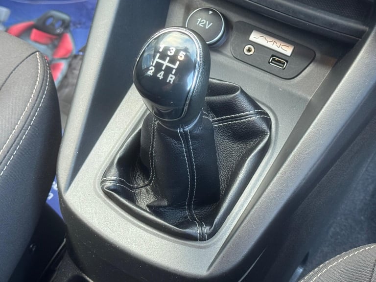 2017 Ford Ka+ 1.2 Ti-VCT Zetec Euro 6 5dr HATCHBACK Petrol Manual