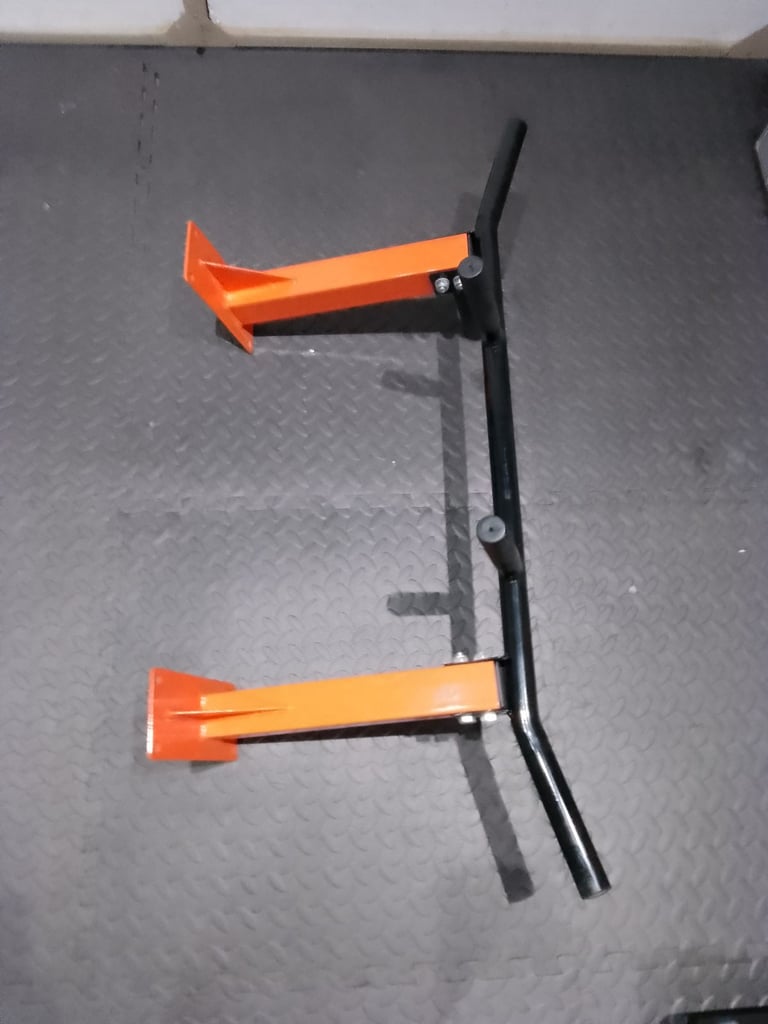 image for Chin up bar 