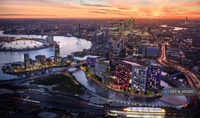 1 bedroom flat in Defoe House, London, E14 (1 bed) (#2632615)