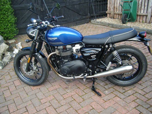image for Triumph, BONNEVILLE STREET TWIN 2021, 900 (cc)