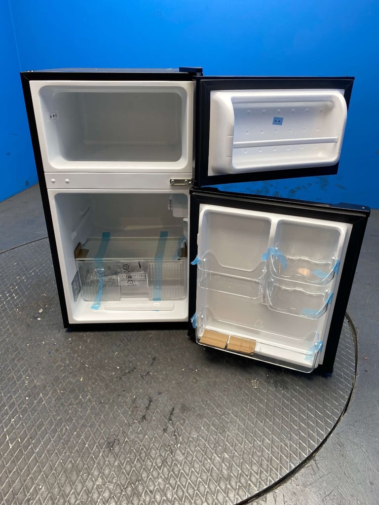 Igenix IG347FFB 96 Litre Under Counter Fridge Freezer