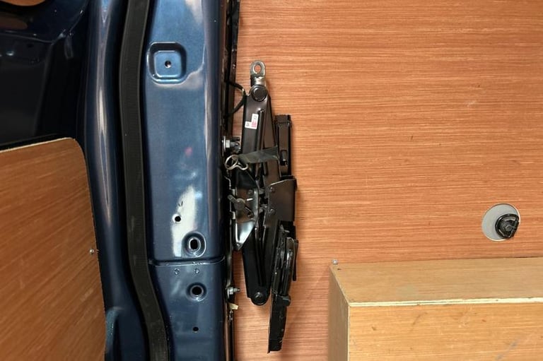 2025 Ford Transit Custom 280 Limited AUTO L2 LWB FWD 2.0 EcoBlue 136ps, PLYLINED Automatic Panel ...