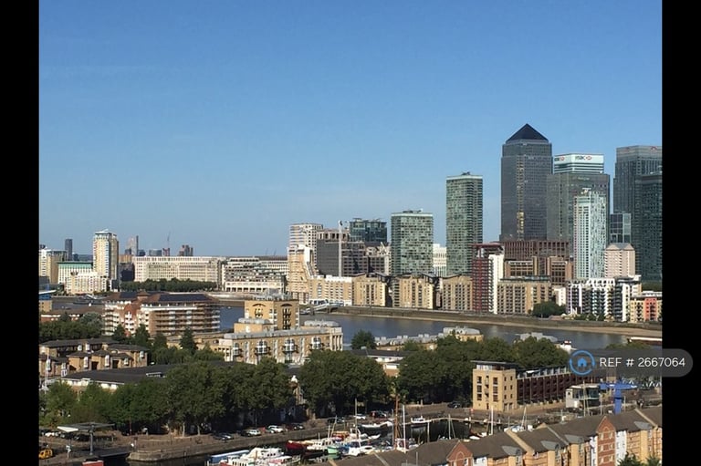 1 bedroom in Oslo Tower, London, SE8 (#2667064)