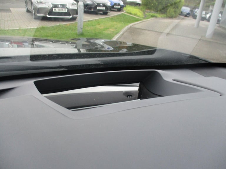 2022 Lexus UX 2.0 250h Takumi SUV 5dr Petrol Hybrid E-CVT Euro 6 (s/s) (184 ps) ESTATE Petrol/Ele...