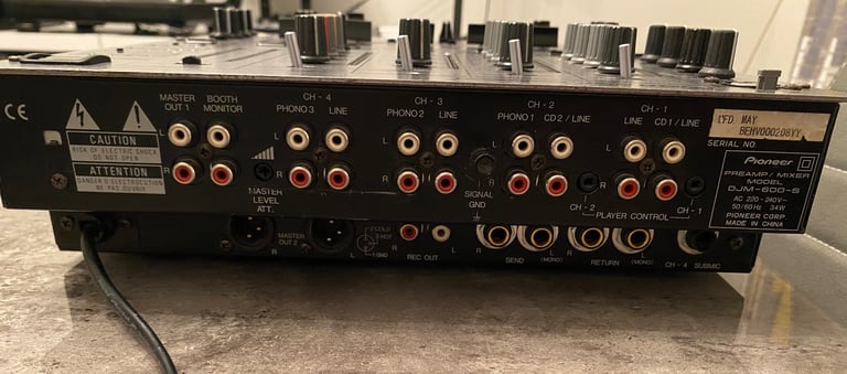 Pioneer DJM600 Mixer