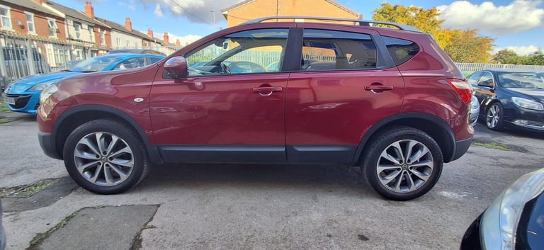 2013 Nissan Qashqai 1.6 dCi Tekna 5dr [Start Stop] HATCHBACK DIESEL Manual