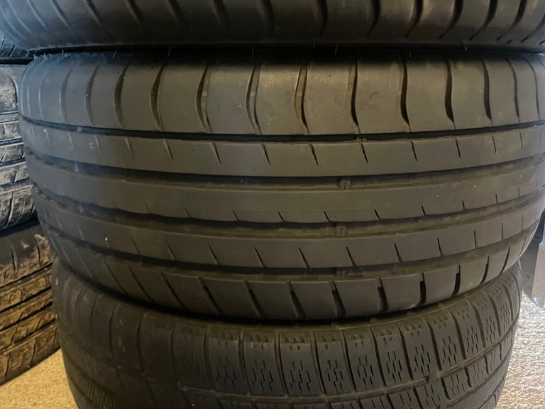 Ford fiesta 16 inch alloy wheels New tyres 