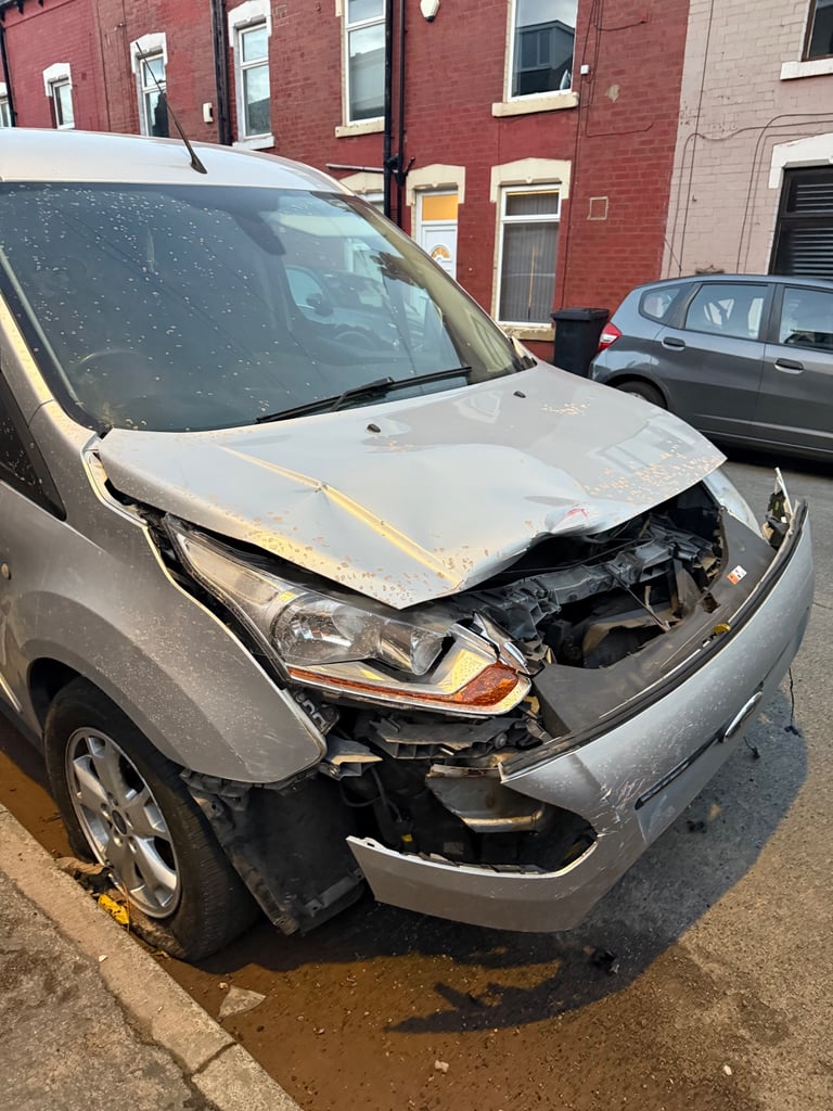 Ford, TRANSIT CONNECT, Panel Van, 2015, Manual, 1560 (cc)