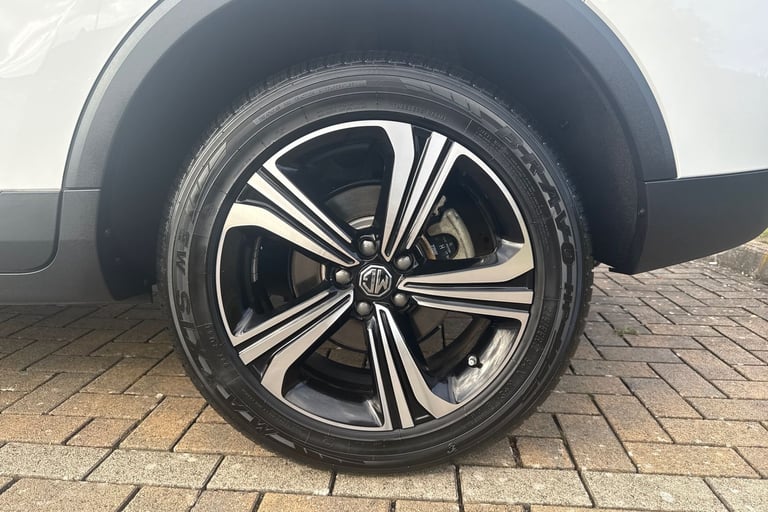 2023 MG MG ZS 1.0T GDi Excite 5dr DCT Hatchback Petrol Automatic