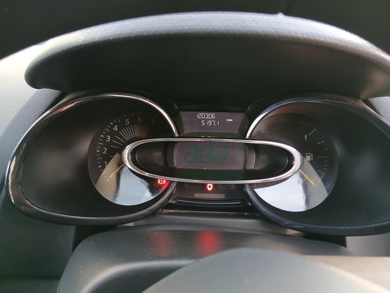 Renault, CLIO, Hatchback, 2013, Manual, 1149 (cc), 5 doors