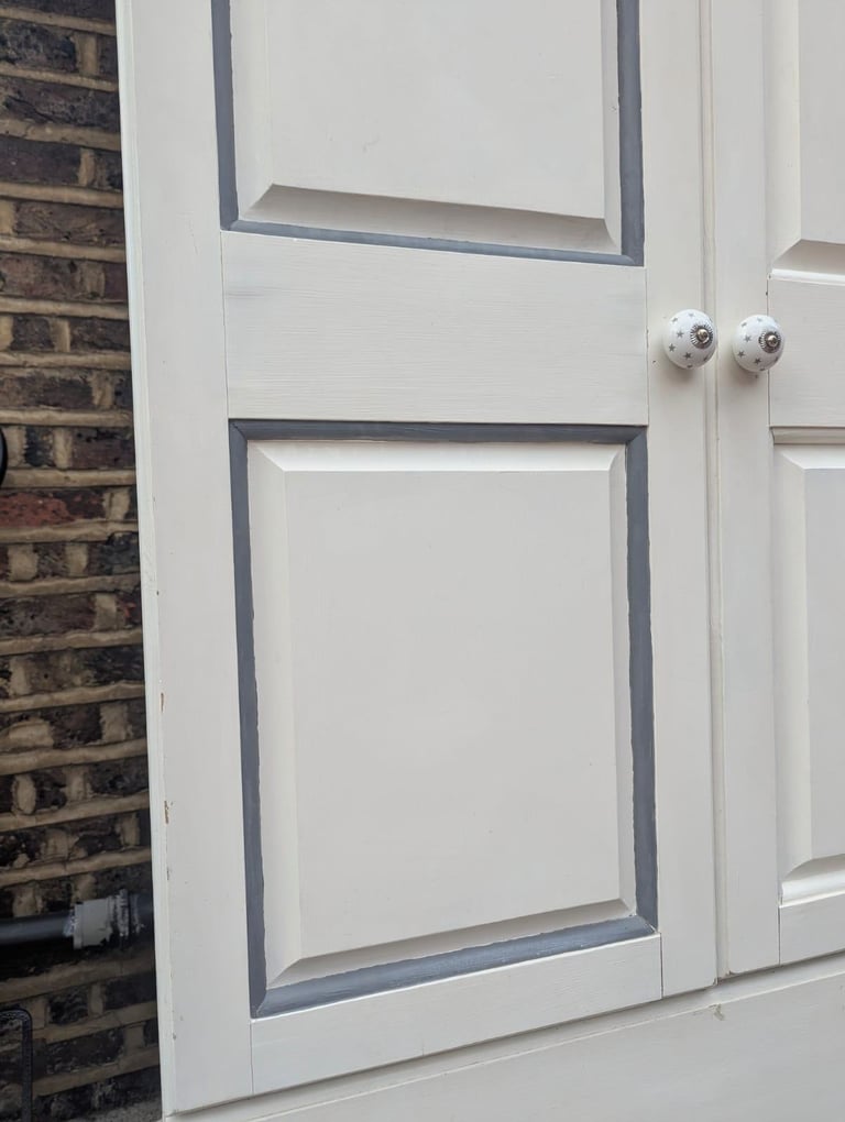 Solid Oak Wardrobe with Drawer Vintage Knobs | RRP £400+ 