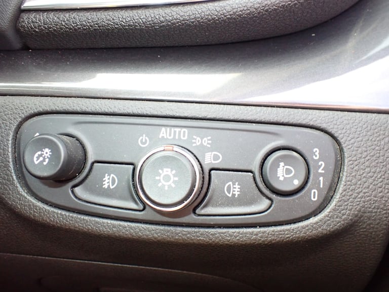 2017 Vauxhall Mokka X 1.4i Turbo Elite SUV 5dr Petrol Manual Euro 6 (s/s) (140