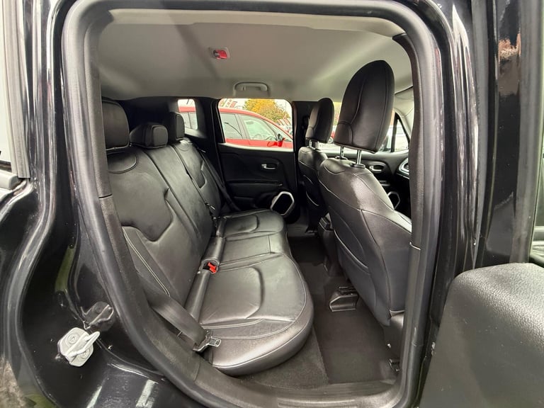 2015 Jeep Renegade 1.6 MultiJetII Limited SUV 5dr Diesel Manual Euro 5 (s/s) (120 ps) ESTATE Dies...